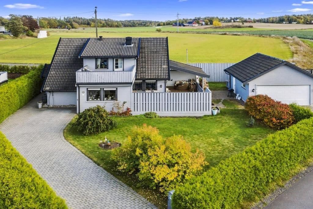 Villa Hyggelig Enebolig Pa Notteroy, Rett Ved Golfbane Exterior foto